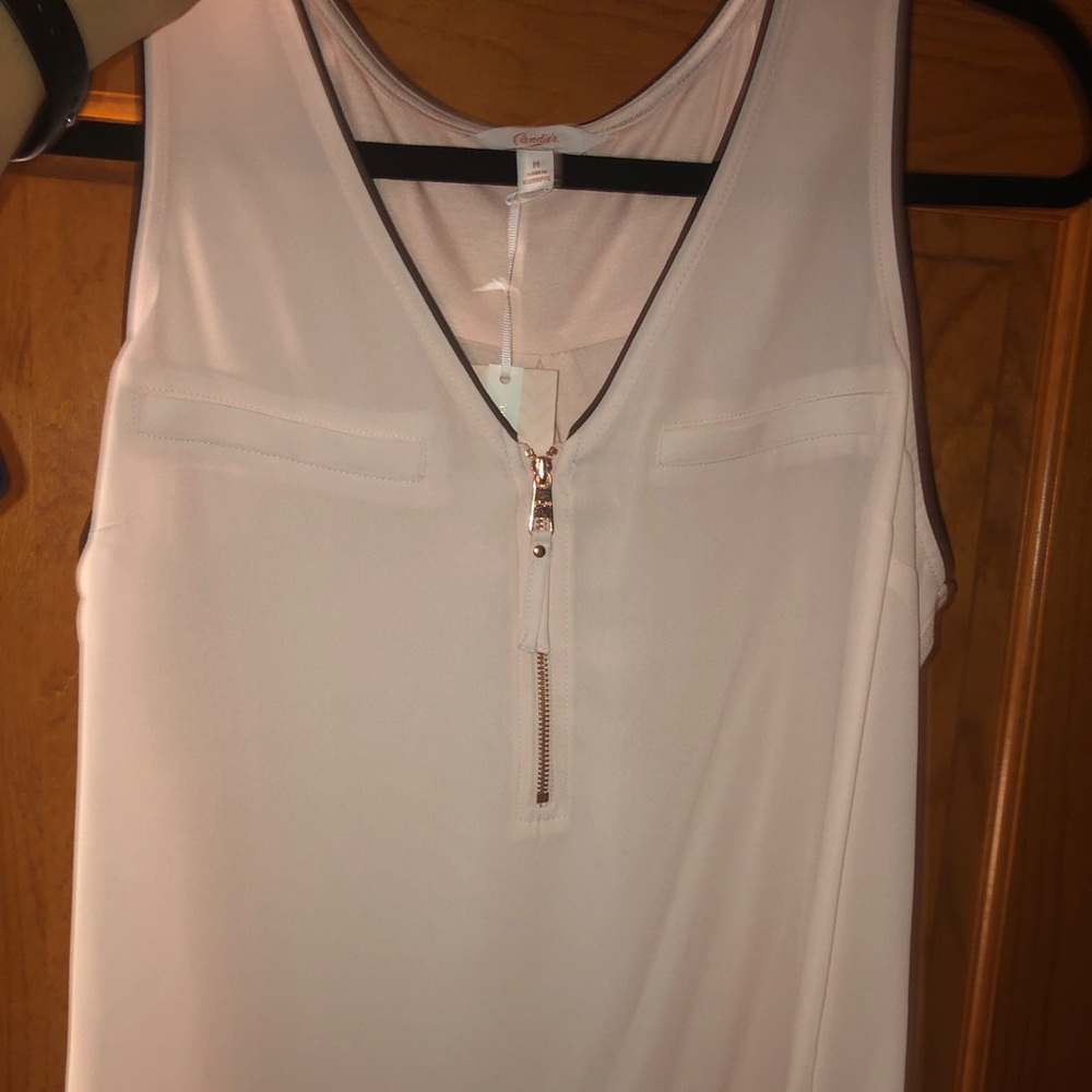 NWT Women’s Zip Up Blouse